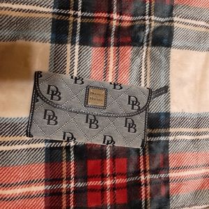 Dooney & Bourke wallet